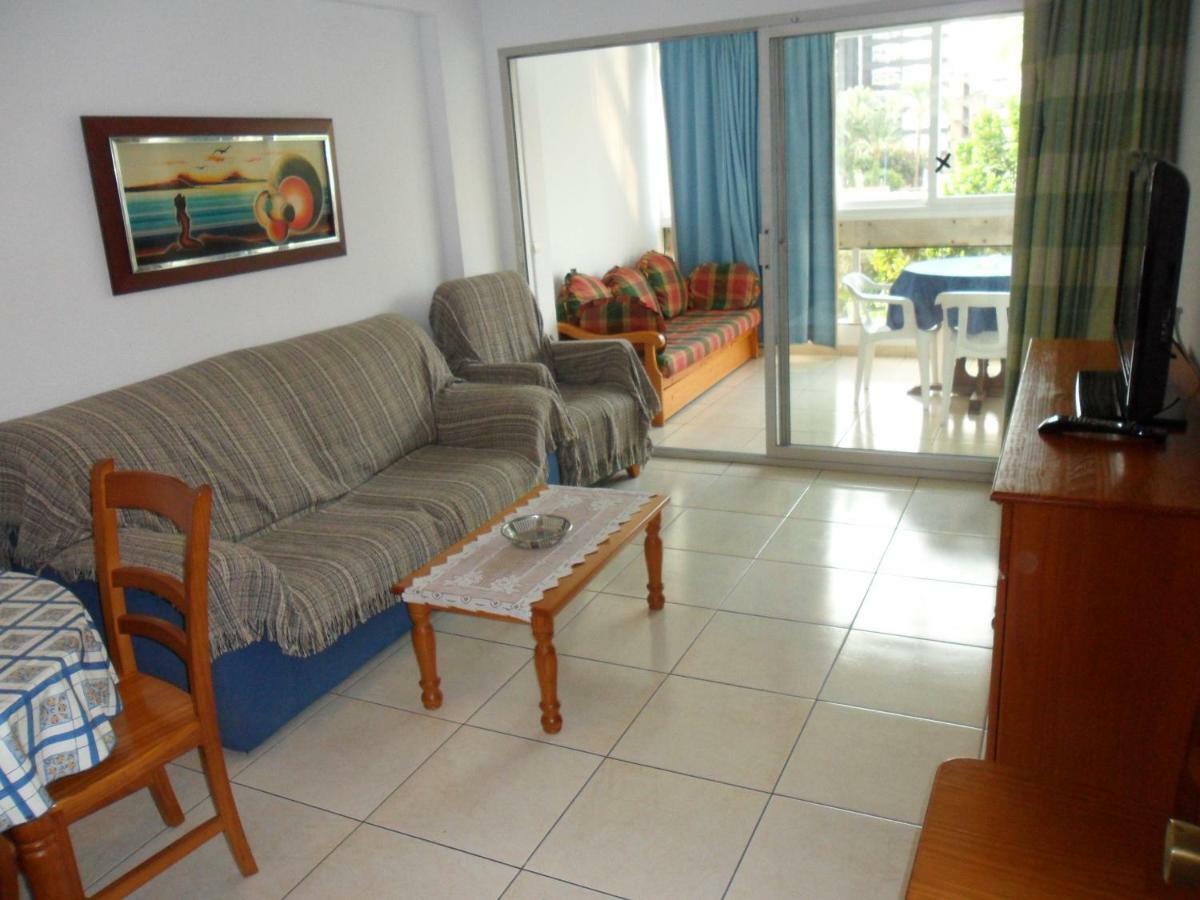 Apartamentos Cervantes Benidorm Exterior foto